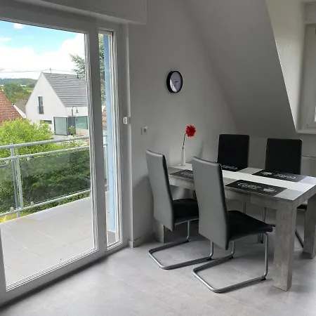 Lägenhet Helle Moderne Ferienwohnung, Naehe Koblenz Am Rhein Weitersburg