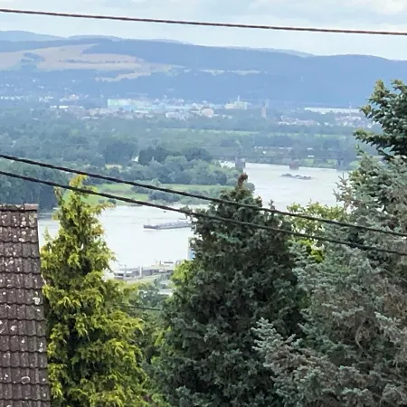 Helle Moderne Ferienwohnung, Naehe Koblenz Am Rhein *