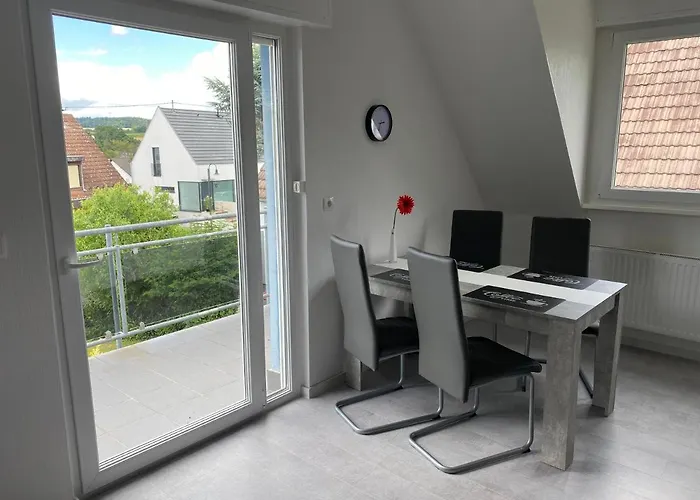 公寓 Helle Moderne Ferienwohnung, Naehe Koblenz Am Rhein Weitersburg