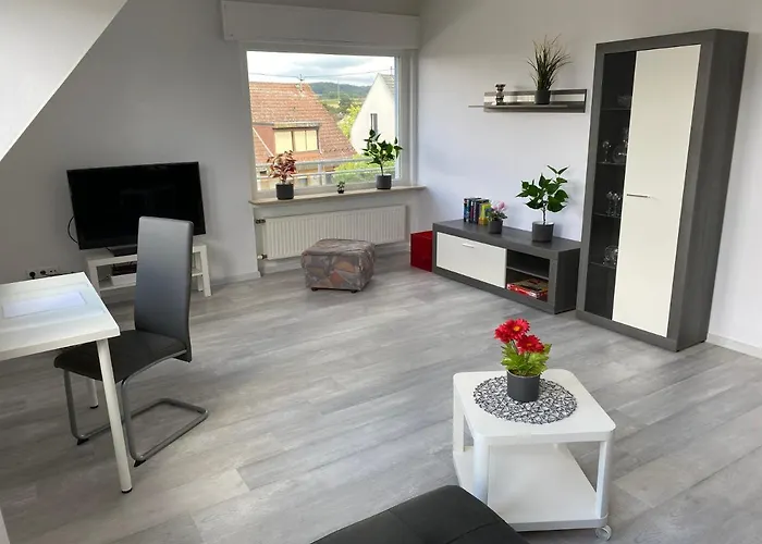 公寓 Helle Moderne Ferienwohnung, Naehe Koblenz Am Rhein *